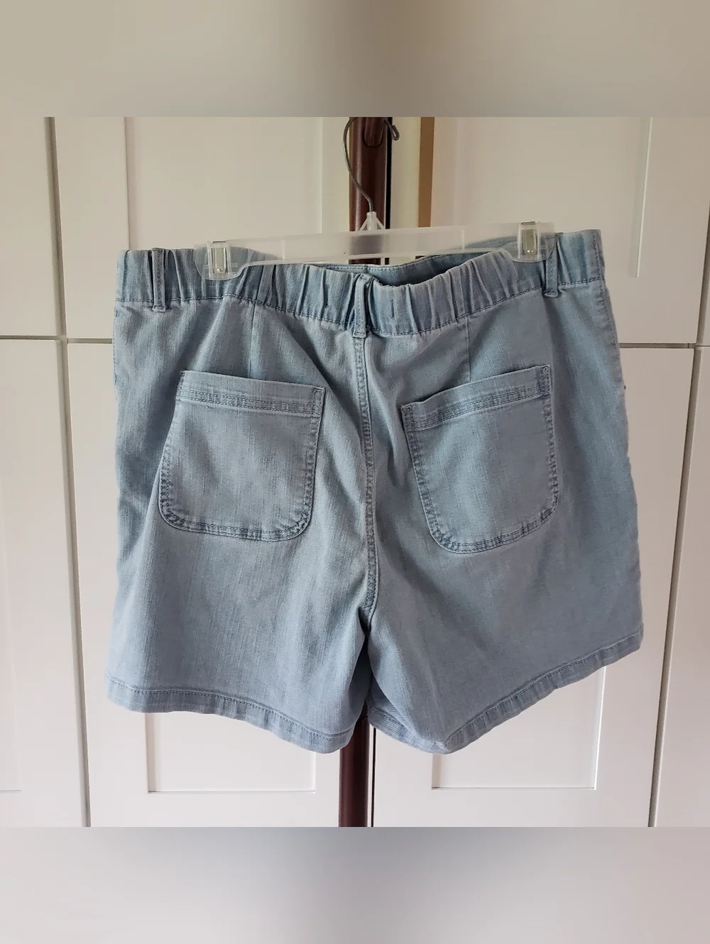 Gloria Vanderbilt Shorts Womens Light‎ Blue Denim Pull On Elastic Waist Comfort